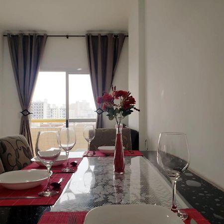 Lindo Apto 300M Praia Da Ocian E Centro - Vista Mar- Varanda Sacada - Wi-Fi 300 Mbps - Vaga De Garagem - Acomoda Ate 6 Pessoas Apartman Praia Grande  Kültér fotó