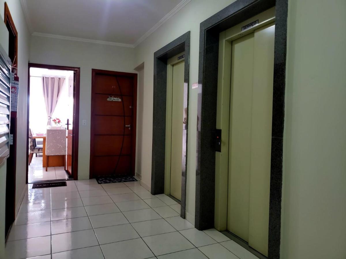 Lindo Apto 300M Praia Da Ocian E Centro - Vista Mar- Varanda Sacada - Wi-Fi 300 Mbps - Vaga De Garagem - Acomoda Ate 6 Pessoas Apartman Praia Grande  Kültér fotó
