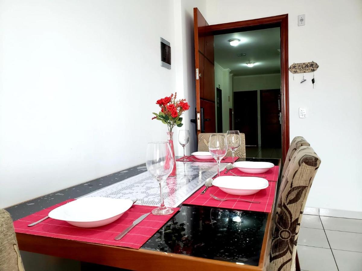 Lindo Apto 300M Praia Da Ocian E Centro - Vista Mar- Varanda Sacada - Wi-Fi 300 Mbps - Vaga De Garagem - Acomoda Ate 6 Pessoas Apartman Praia Grande  Kültér fotó